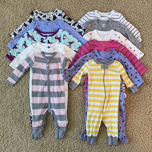 Old Navy Other - Bundle of pajamas (11 pairs!)